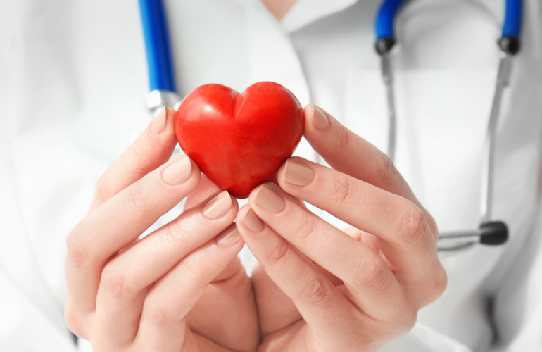 हार्ट अटैक के लक्षण और उपाय क्या है